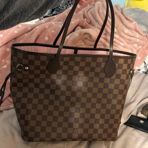Brown checkered tote
